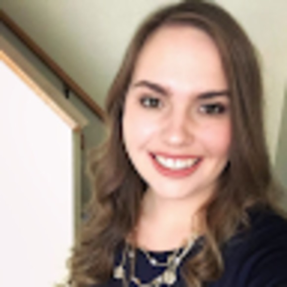 Meet your Posher, Kendra - Picture 1 of 1